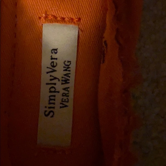 Flats - Picture 3 of 5